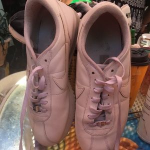 Used White Nike Cortez Shoes